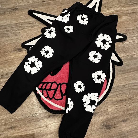 Denim Tears The Cotton Wreath Sweatpants – Black – Size XXL – New (Opened) - Picture 7 of 12